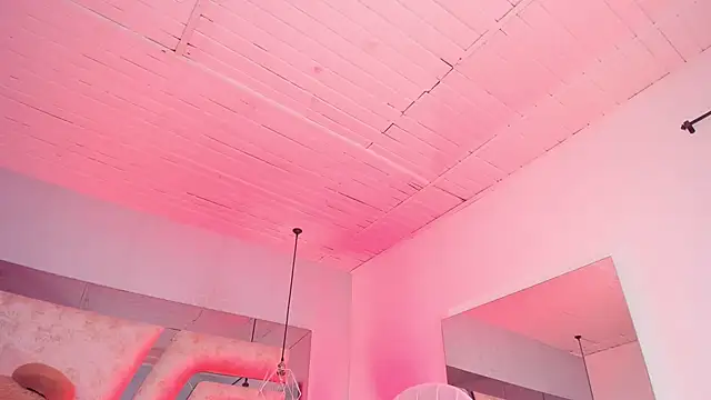 AngelineHeet online show from April 18, 3:32 am