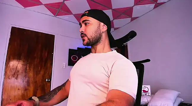 Sebas-hott online show from December 19, 3:29 am