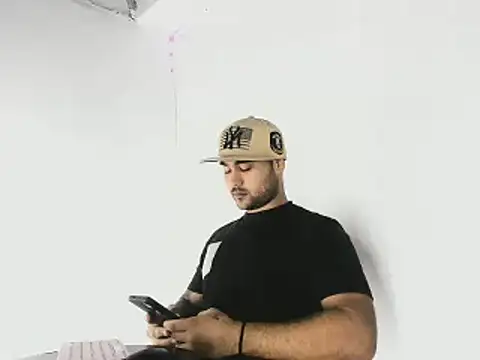 Sebas-hott online show from October 3, 10:29 pm