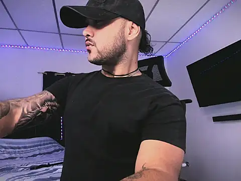 Sebas-hott online show from February 23, 12:09 am