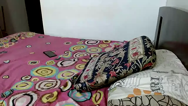 Snapshot of chocoboom4u chatting on November 11, 7:36 pm chocoboom4u online show from November 11, 7:36 pm