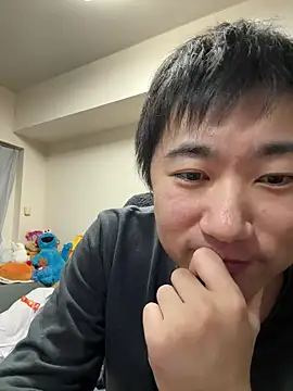 Snapshot of kentyken chatting on April 23, 1:46 pm kentyken online show from April 23, 1:46 pm