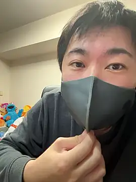Snapshot of kentyken chatting on May 15, 1:40 pm kentyken online show from May 15, 1:40 pm