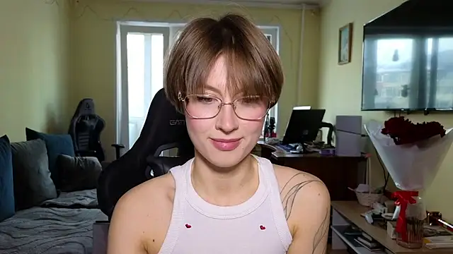 MalvinaBlum online show from February 14, 9:28 am