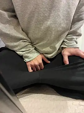 Snapshot of saku_chan_live chatting on January 6, 4:13 pm saku chan live online show from January 6, 4:13 pm