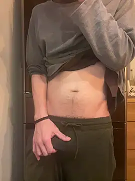 Snapshot of saku_chan_live chatting on March 1, 2:30 pm saku chan live online show from March 1, 2:30 pm