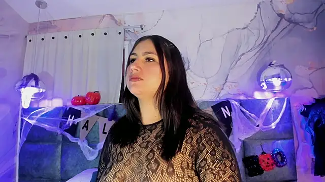 Snapshot of sabrinamilani chatting on October 31, 11:33 am sabrinamilani online show from October 31, 11:33 am