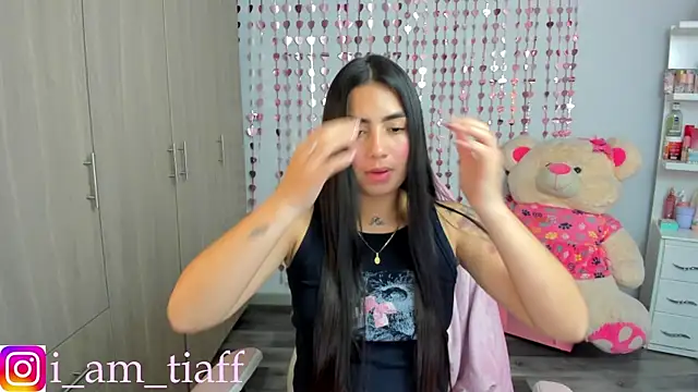 tifany tay2 online show from July 11, 4:59 am