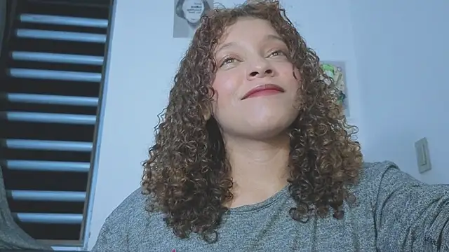 Ada gales  online show from February 15, 4:20 am