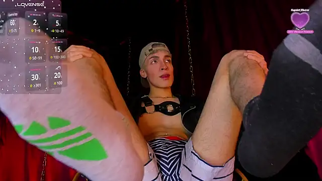 Angel Snowhotxxx online show from March 21, 9:01 pm