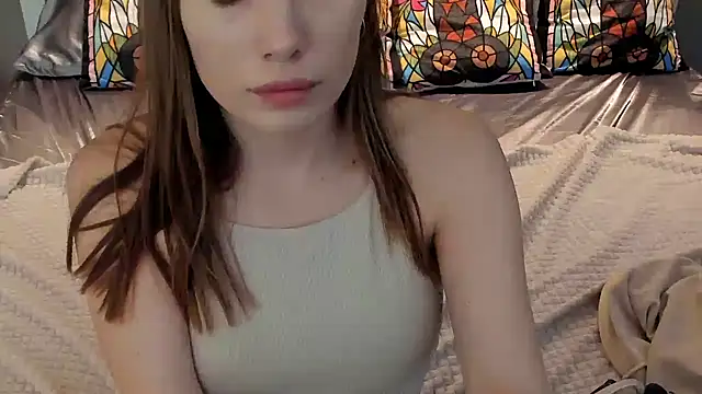 IceDanielles online show from November 3, 2:29 pm