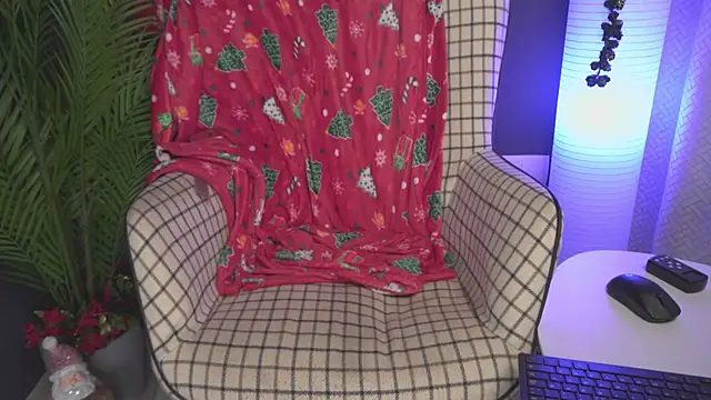 beyondthemask online show from December 17, 6:52 am