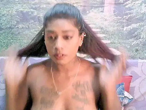 Snapshot of Harl3ysugar4u chatting on February 14, 12:14 pm Harl3ysugar4u online show from February 14, 12:14 pm