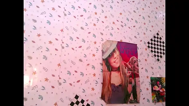 Harl3ysugar4u online show from February 13, 8:21 am