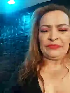 Snapshot of Wife_sexxx chatting on January 2, 12:46 pm Wife sexxx online show from January 2, 12:46 pm