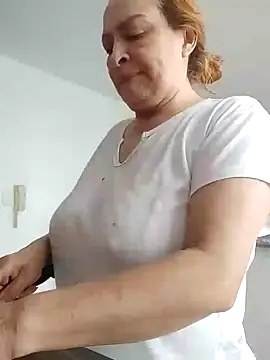 Snapshot of Wife_sexxx chatting on February 9, 5:01 pm Wife sexxx online show from February 9, 5:01 pm