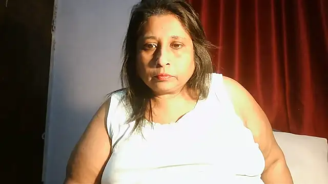 Snapshot of raniofsex02 chatting on June 10, 5:56 pm raniofsex02 online show from June 10, 5:56 pm