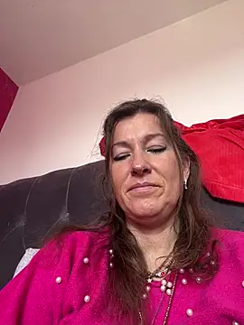 Lwhite1 online show from April 6, 1:45 pm