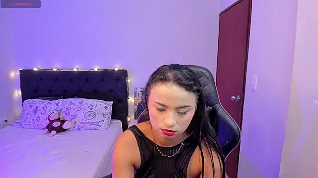 evelyn 23 online show from March 15, 4:24 am