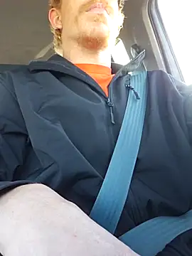 Snapshot of REDHAMMER_ chatting on January 9, 9:05 pm REDHAMMER online show from January 9, 9:05 pm