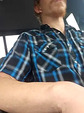 Snapshot of REDHAMMER_ chatting on January 13, 9:20 pm REDHAMMER online show from January 13, 9:20 pm