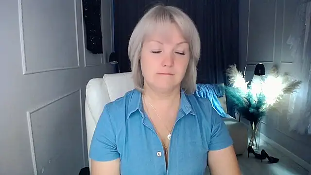 Juarnea online show from September 18, 10:17 am