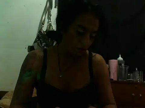 Snapshot of Venus2388 chatting on February 14, 1:41 pm Venus2388 online show from February 14, 1:41 pm