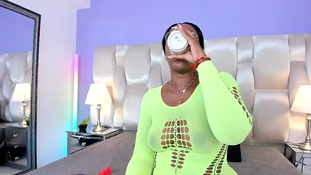 dirtyvictoria online show from September 27, 12:21 pm