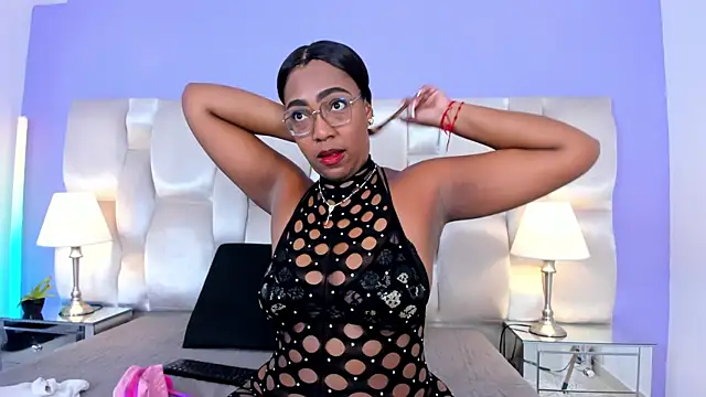 dirtyvictoria online show from September 29, 12:10 pm