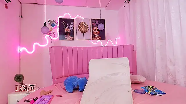 Azul horney online show from March 9, 11:46 pm