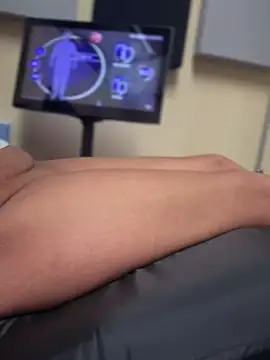 vixendoll87 online show from February 12, 7:24 pm