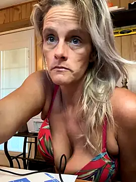 vixendoll87 online show from November 4, 4:17 pm