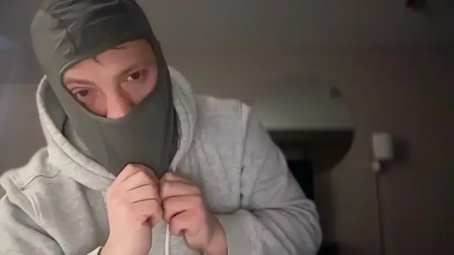 Snapshot of adamseed69 chatting on January 11, 1:16 pm adamseed69 online show from January 11, 1:16 pm