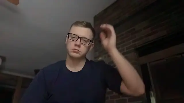 Snapshot of adamseed69 chatting on February 12, 5:02 am adamseed69 online show from February 12, 5:02 am