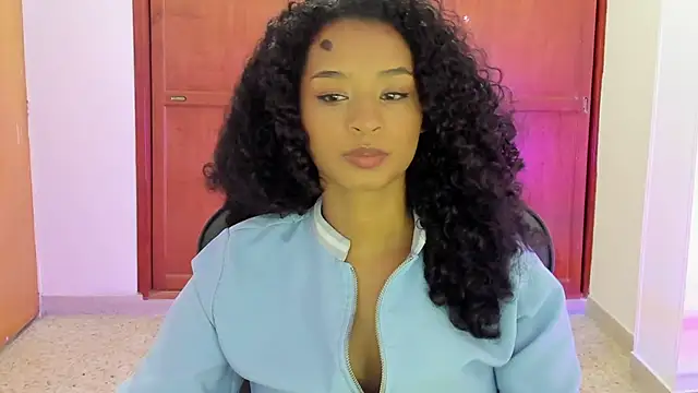 avellanatammy online show from January 7, 10:19 pm