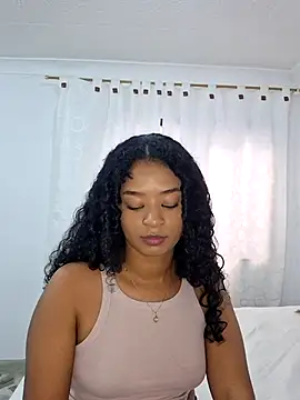 avellanatammy online show from April 14, 9:32 pm