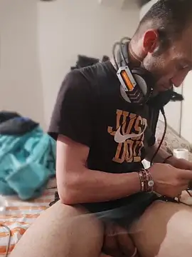 Aktorihann online show from March 24, 10:48 pm