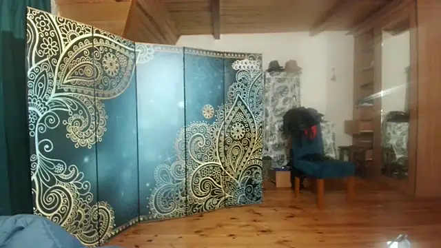 Snapshot of MilfKendra4U chatting on November 6, 10:43 pm MilfKendra4U online show from November 6, 10:43 pm