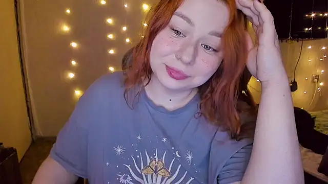 Snapshot of Milafoxxxy chatting on February 8, 8:21 pm Milafoxxxy online show from February 8, 8:21 pm