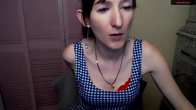 AmandaSell online show from January 4, 4:11 pm