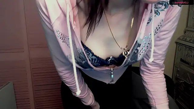 AmandaSell online show from January 8, 10:59 am