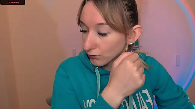 AmandaSell online show from October 8, 7:28 am