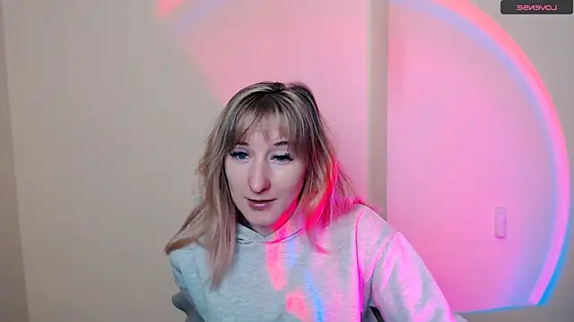 AmandaSell online show from April 14, 6:30 am