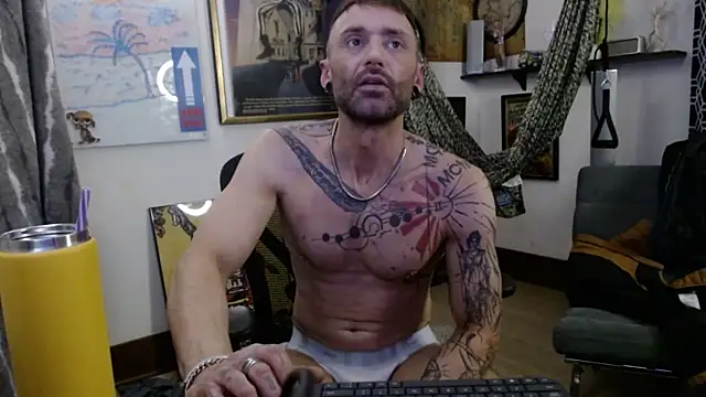 Snapshot of ShiaWay chatting on February 8, 2:27 pm ShiaWay online show from February 8, 2:27 pm