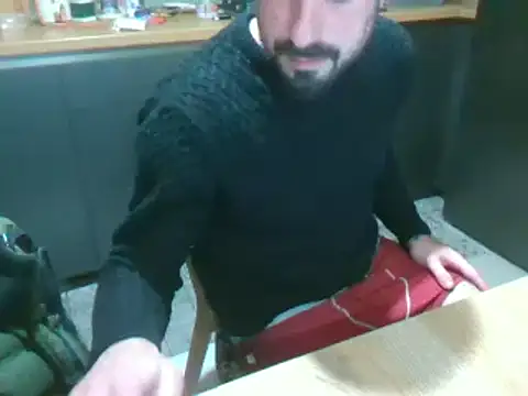 Snapshot of giorgakaci69 chatting on January 20, 10:37 pm giorgakaci69 online show from January 20, 10:37 pm