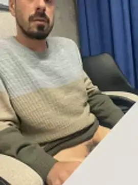 Snapshot of giorgakaci69 chatting on October 29, 6:09 pm giorgakaci69 online show from October 29, 6:09 pm