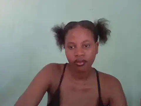 Snapshot of busty_cino chatting on October 17, 1:46 pm busty cino online show from October 17, 1:46 pm