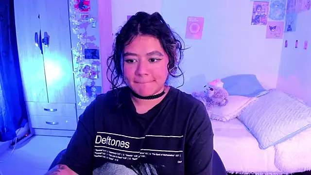 StephaniFox online show from February 24, 6:49 am