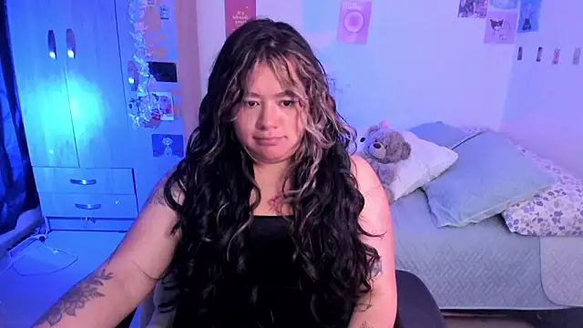 StephaniFox online show from March 7, 12:37 am