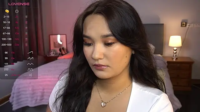 immahawaii online show from December 19, 3:18 am